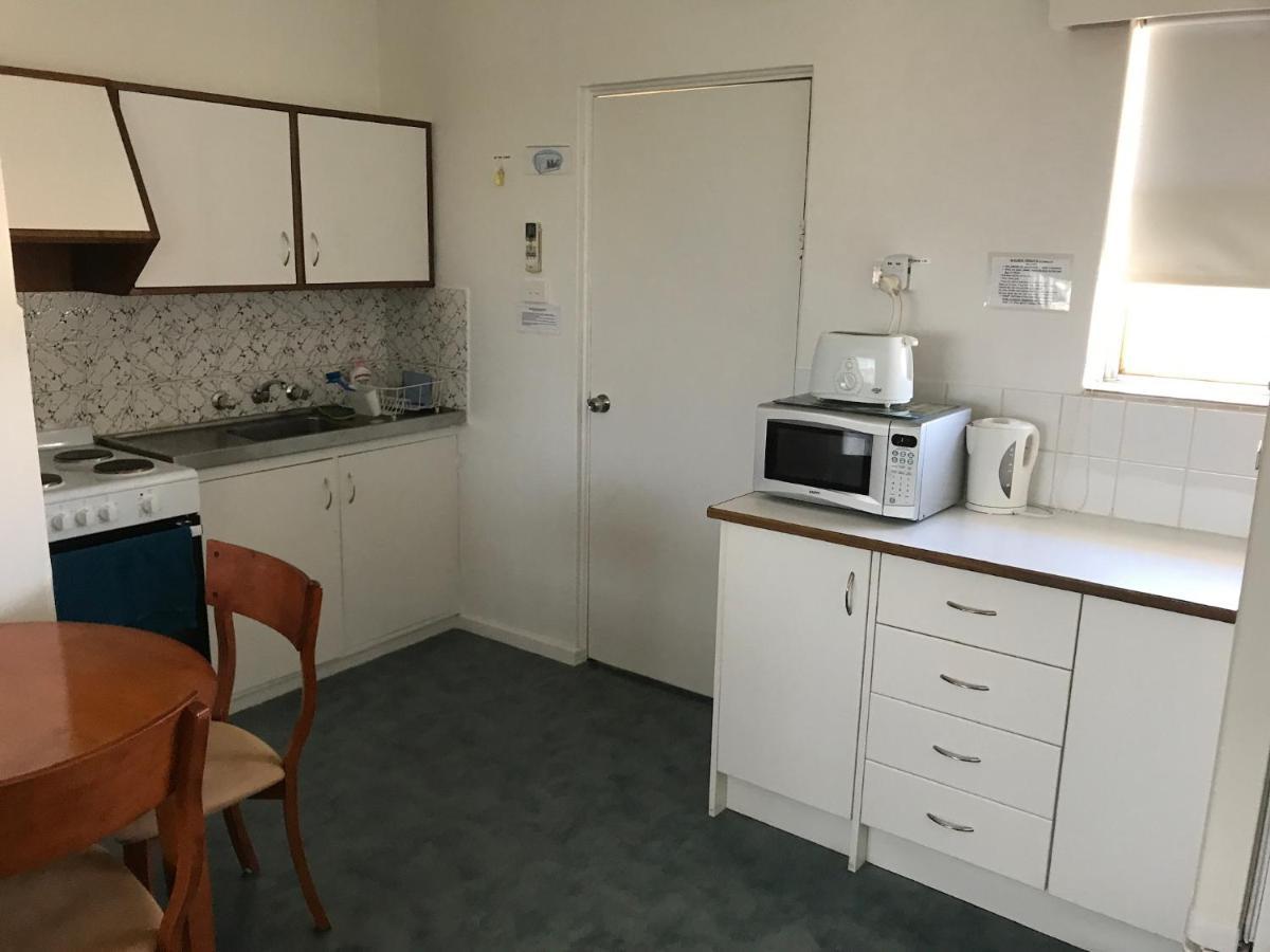 Waldeck Heights Apartment Geraldton Exterior photo